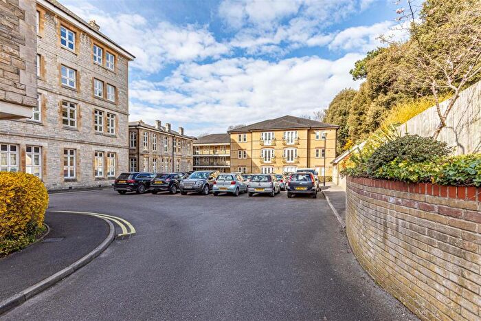 2 Bedroom Retirement Property For Sale In St. Stephens Road, Bournemouth, BH2