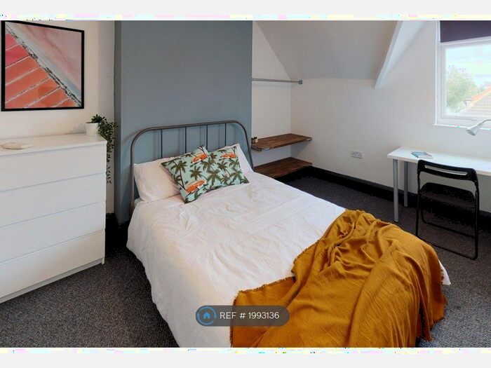 1 Bedroom Property To Rent In Fosse Road South, Leicester, LE3