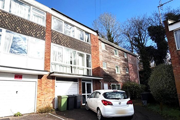 5 Bedroom Terraced House To Rent In Sparkford Close, SO22