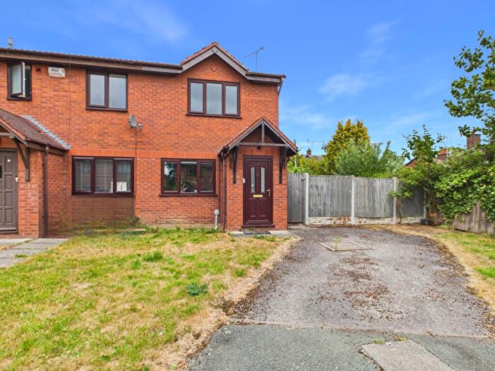 2 Bedroom Terraced House For Sale In Pipers Court, Hoole, CH2