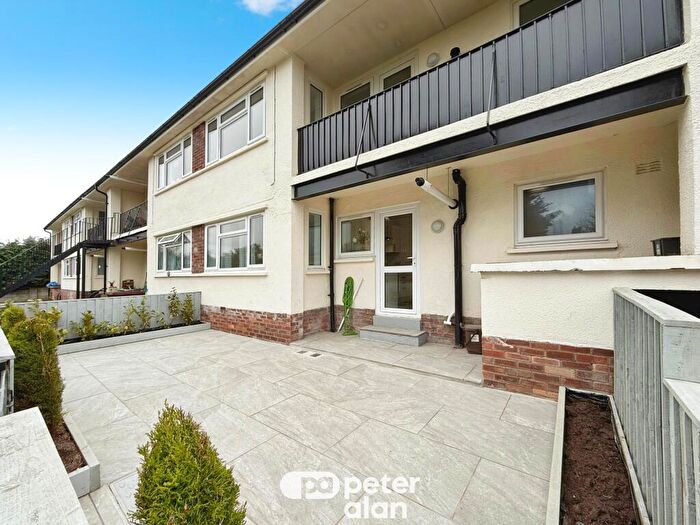 2 Bedroom Flat To Rent In Greenway Road, Rumney, Cardiff, CF3