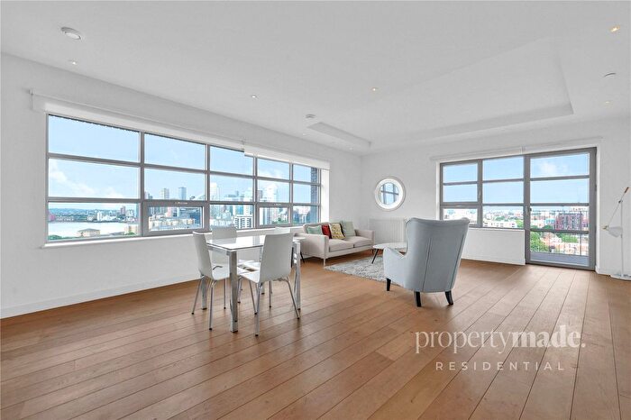 2 Bedroom Flat For Sale In Kent Building, Hope Street, London, E14