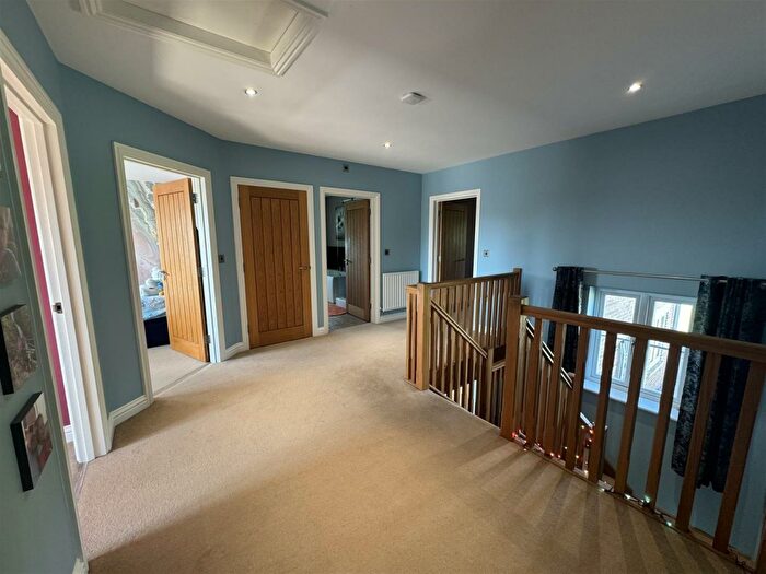 5 Bedroom Detached House For Sale In Barbers Drove North, Crowland, Peterborough, PE6