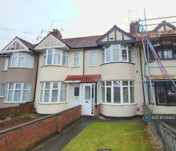 2 Bedroom Terraced House To Rent In Blackfen Road, Sidcup, DA15