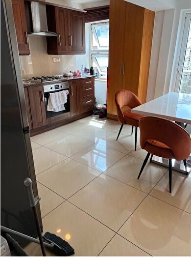 2 Bedroom Flat To Rent In Marchmont Street, London, WC1N