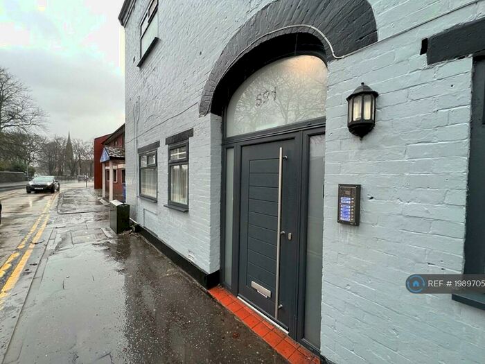 1 Bedroom Flat To Rent In Oldham Road, Rochdale, OL16