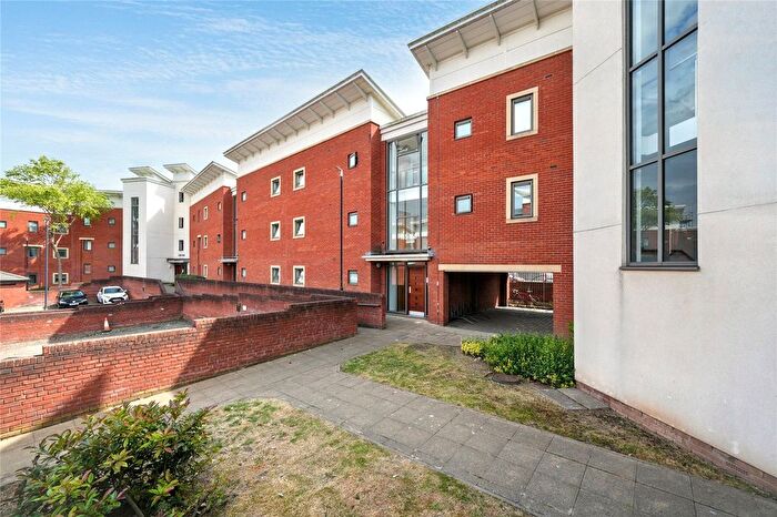 1 Bedroom Flat For Sale In Albion Street, City Centre, Wolverhampton, West Midlands, WV1