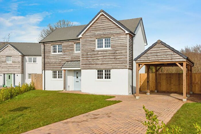 3 Bedroom Detached House For Sale In Turnpike Drive, Bugle, St. Austell, Cornwall, PL26