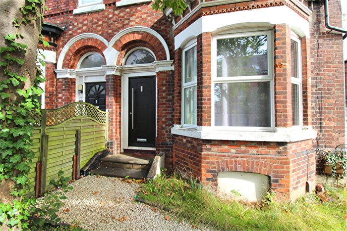 1 Bedroom Flat To Rent In Crosby Street, Stockport, SK2