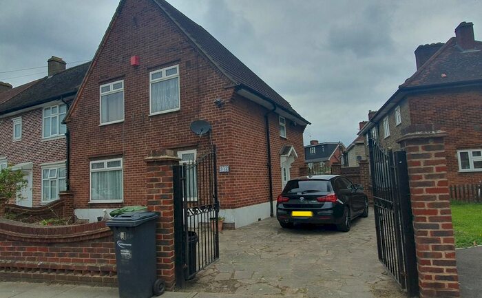 3 Bedroom End Of Terrace House To Rent In Longbridge Road, Dagenham, RM8