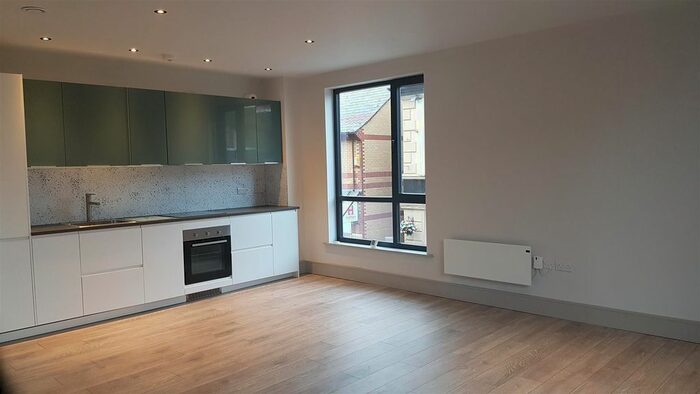 2 Bedroom Flat To Rent In Scotland Road, Warrington, WA1