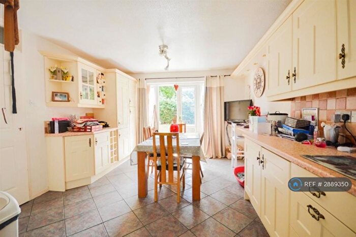 4 Bedroom Terraced House To Rent In Outfield, Bretton, Peterborough, PE3