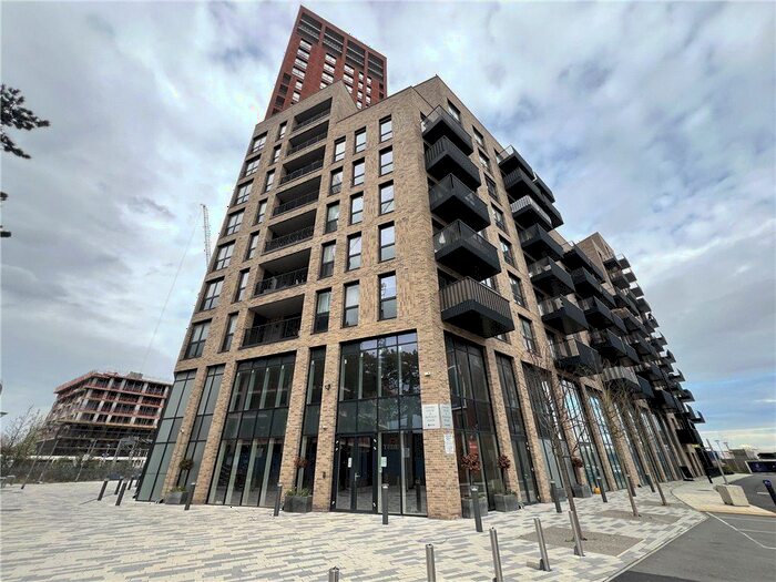 2 Bedroom Flat To Rent In Healum Avenue, Southall, UB2