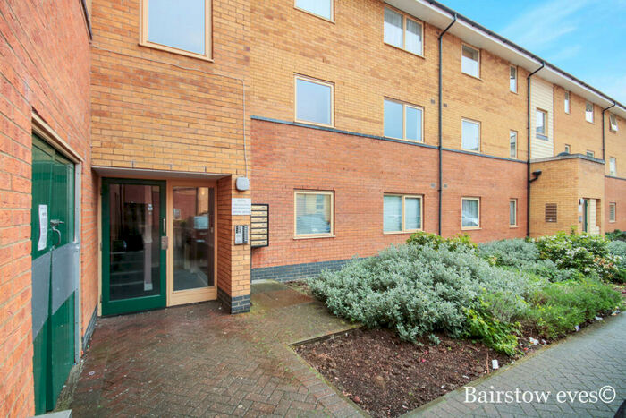 2 Bedroom Apartment To Rent In Orton Grove-, EN1