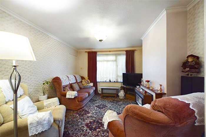 3 Bedroom Terraced House For Sale In Dickens Road, Tilgate, Crawley, West Sussex, RH10