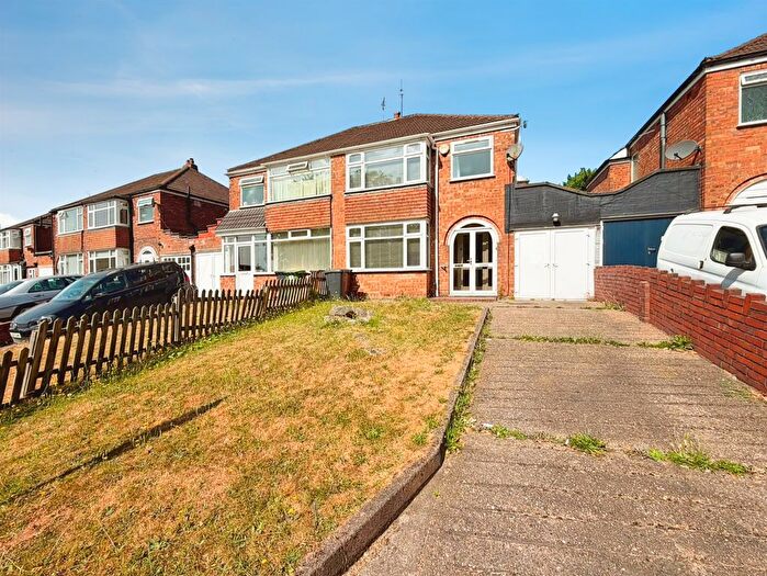 3 Bedroom Semi-Detached House For Sale In Aldersley Road, Claregate, Wolverhampton, WV6