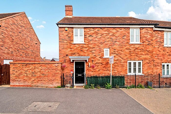 3 Bedroom Property For Sale In Grainger Street, Waterlooville, PO7
