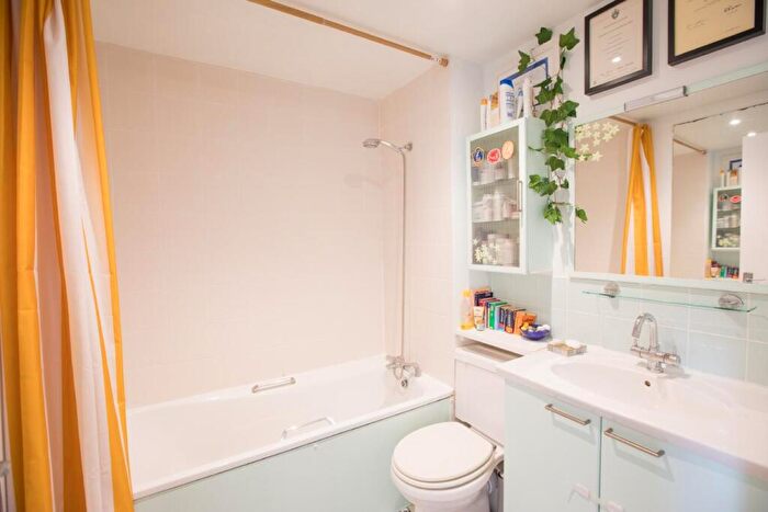 2 Bedroom Terraced House For Sale In Chichester Mews, West Norwood, SE27