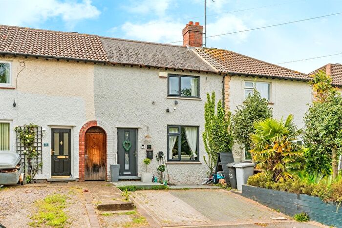 2 Bedroom Terraced House For Sale In Birch Road, Kettering, NN16
