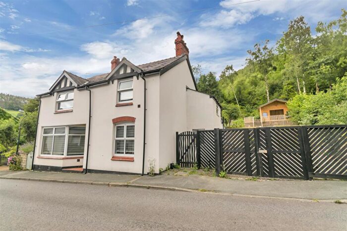 4 Bedroom Cottage For Sale In High Street, Glyn Ceiriog, Llangollen, LL20