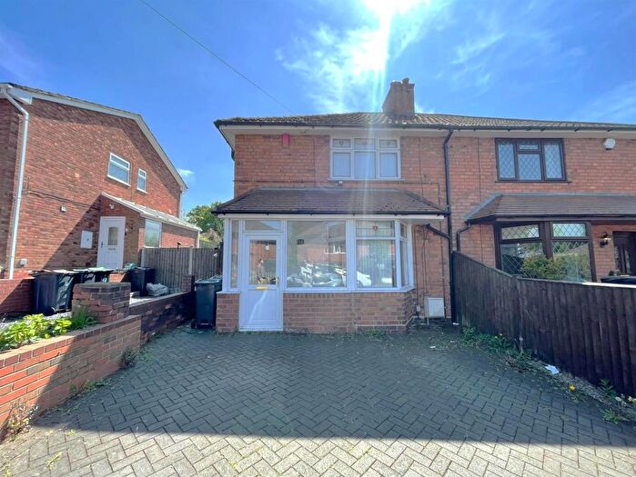 3 Bedroom Property To Rent In Lockton Road, Birmingham, B30