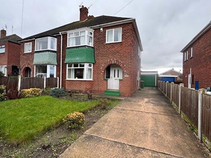 3 Bedroom Semi Detached House For Sale In Stockingate, South Kirkby, WF9