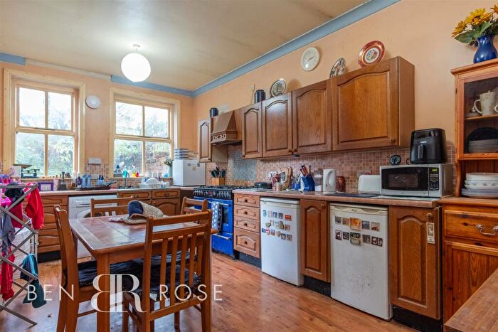 7 Bedroom Detached House For Sale In Park Road, Chorley, PR7