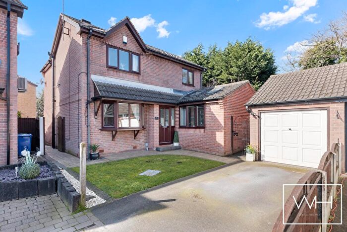 3 Bedroom Detached House For Sale In Farmhill Close, Cusworth, Doncaster, DN5