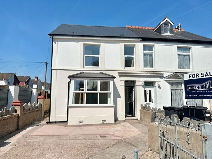 4 Bedroom Semi-detached House For Sale In The Walk, Merthyr Tydfil, CF47