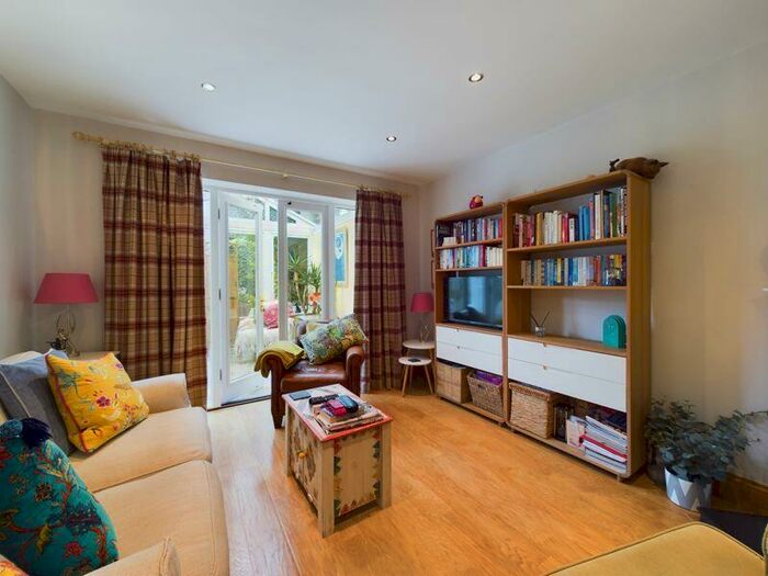4 Bedroom Detached House For Sale In Manor View, Hartshorne, DE11