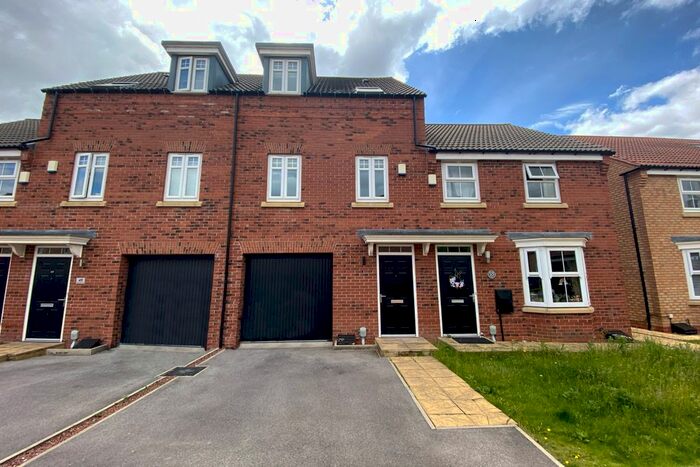 3 Bedroom Terraced House To Rent In Greenwich Park, Kingswood, Hull, HU7