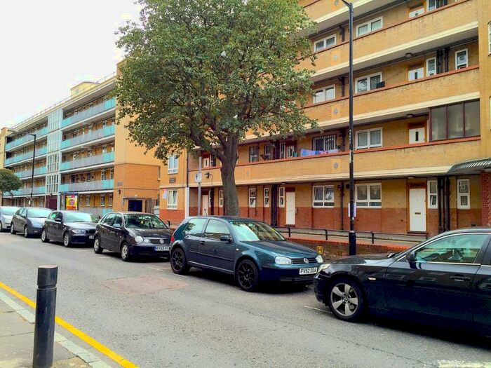 3 Bedroom Flat To Rent In Headlam Street, London, E1