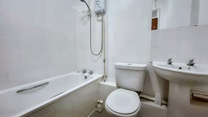 1 Bedroom Flat To Rent In Perry Street, Bristol, BS5