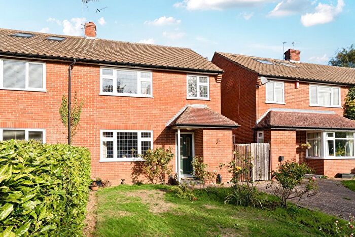 3 Bedroom Semi-Detached House For Sale In The Green, Shepperton, TW17