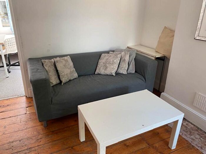 5 Bedroom House To Rent In Thoday Street, Cambridge, CB1