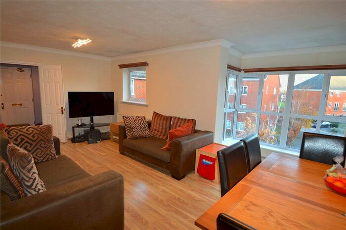 2 Bedroom Property To Rent In Grasholm Way, Slough, SL3