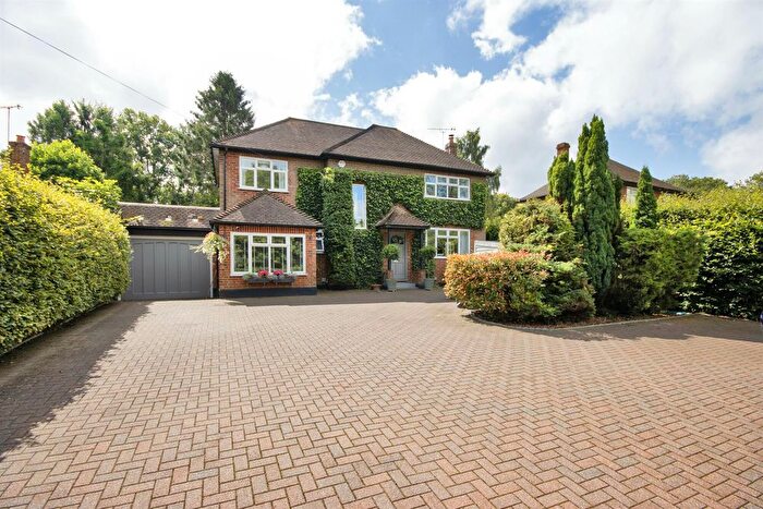 4 Bedroom Detached House For Sale In Penshurst Road, Leigh, Tonbridge, TN11