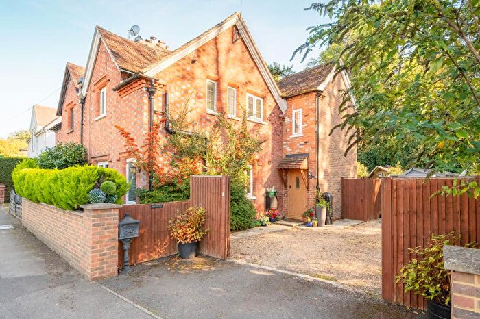 3 Bedroom Semi-Detached House For Sale In London Road, Sunningdale, SL5
