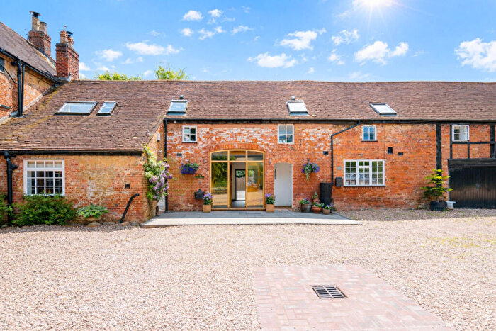 4 Bedroom Barn Conversion For Sale In Shrewley, Warwick, Triple Garage Bed + En Suite Studio, CV35