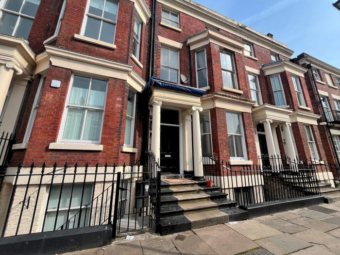 2 Bedroom Apartment To Rent In Canning Street, L8