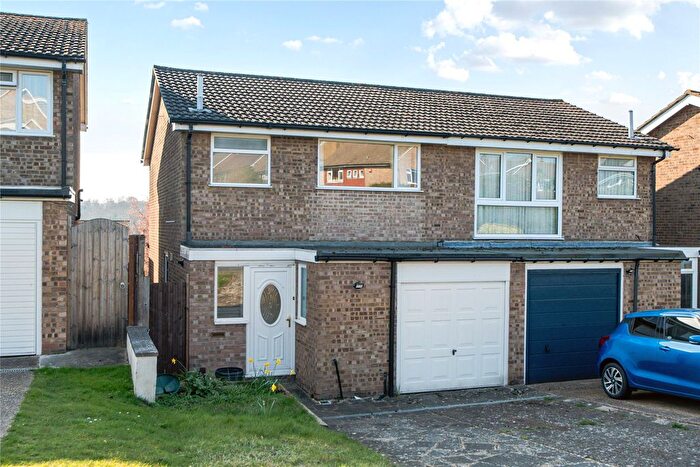 3 Bedroom Semi Detached House For Sale In Glentrammon Road, Green Street Green, BR6