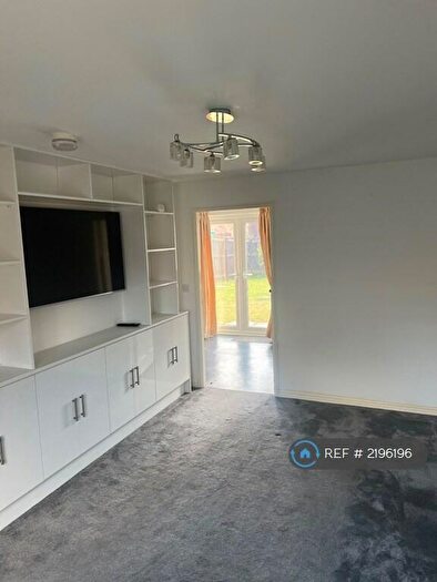 3 Bedroom Semi-Detached House To Rent In Bolton On Dearne, Barnsley, S63