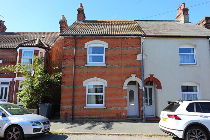 3 Bedroom Semi-Detached House To Rent In King Street, Felixstowe, IP11