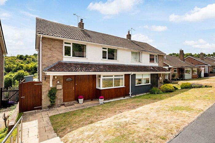 3 Bedroom Semi Detached House For Sale In Woodland Close, River, Dover, CT17
