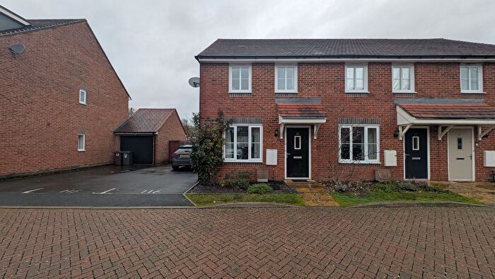 2 Bedroom Semi Detached House To Rent In Lapstone Crescent, Picket Piece, Hampshire, SP11