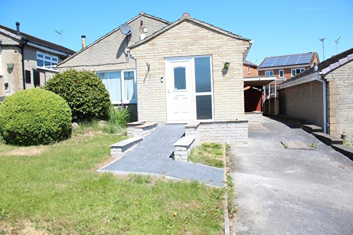 2 Bedroom Detached Bungalow For Sale In Iona Close, Tibshelf, Derbyshire., DE55