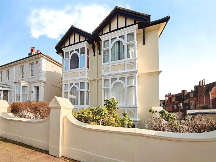 1 Bedroom Apartment For Sale In Osborne Villas, Hove, East Sussex, BN3