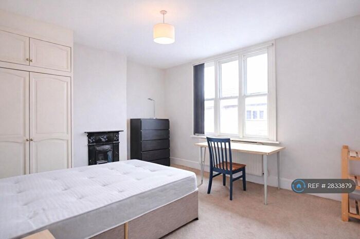 5 Bedroom Terraced House To Rent In Lytham Road, Leicester, LE2