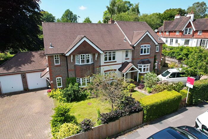 3 Bedroom Terraced House For Sale In Church Road, Haslemere, Surrey, GU27