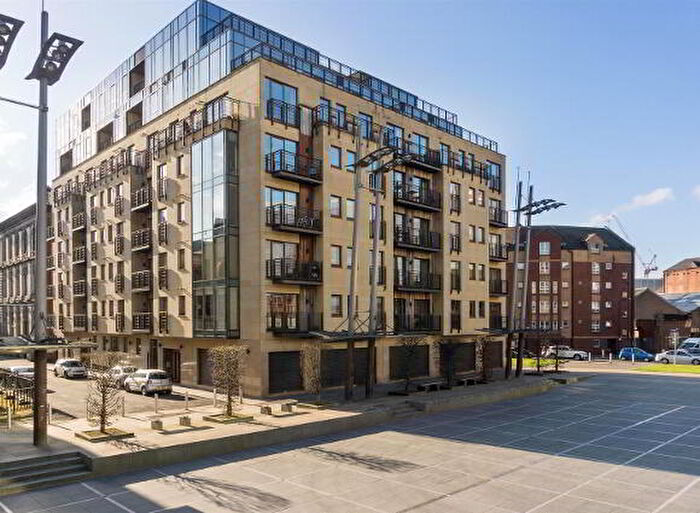 1 Bedroom Apartments For Sale In Apartment Custom House Residence Ulster Stree, Belfast, BT1